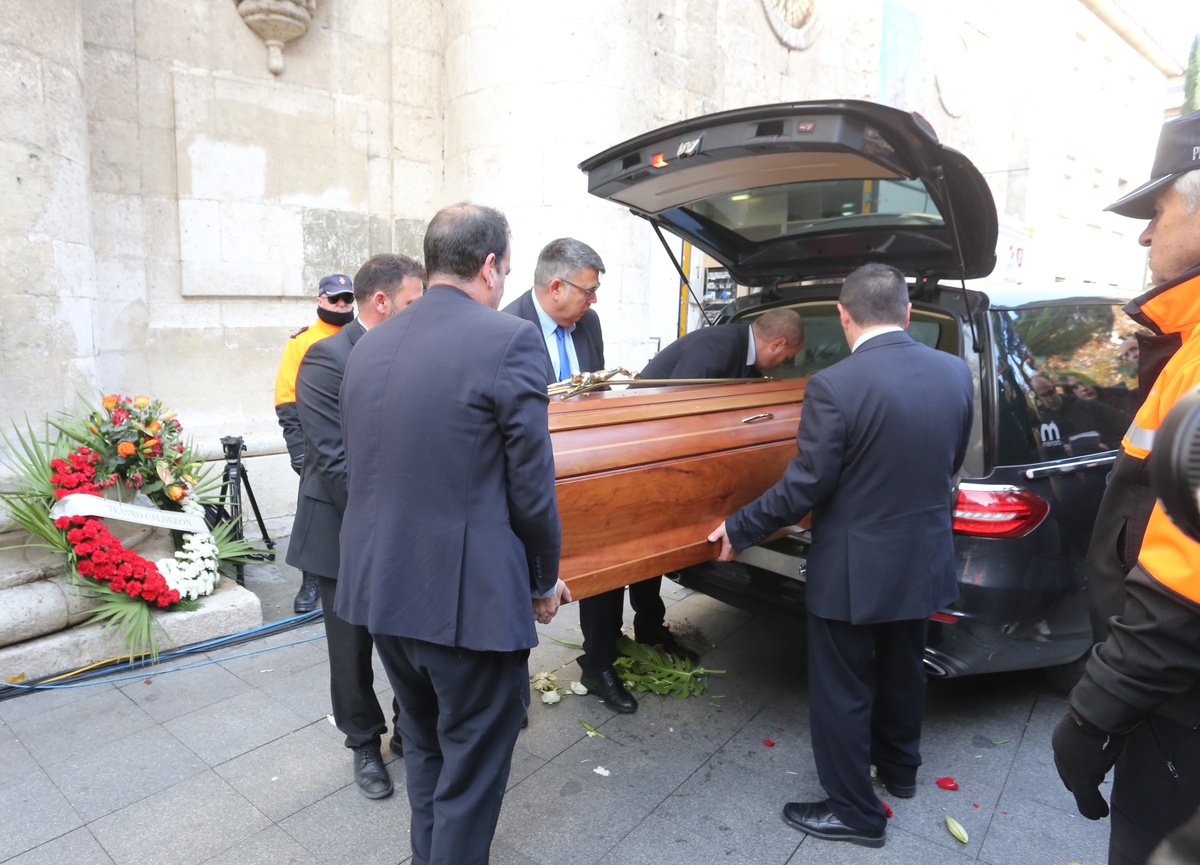 Misa funeral por la actriz vallisoletana Concha Velasco  / RUBÉN CACHO / ICAL.