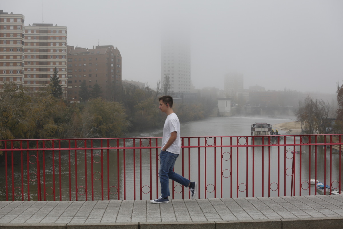 Frío y bajas temperaturas en Valladolid.  / JONATHAN TAJES