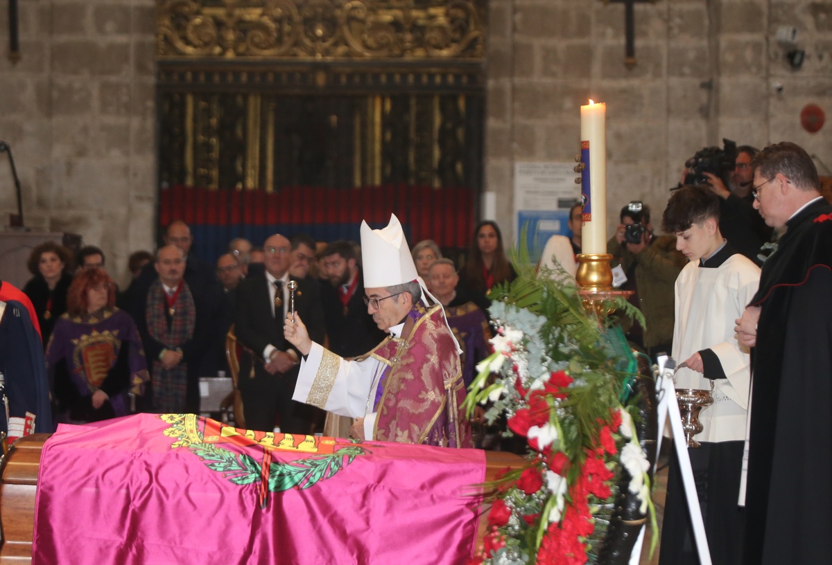 Misa funeral por la actriz vallisoletana Concha Velasco  / RUBÉN CACHO / ICAL.