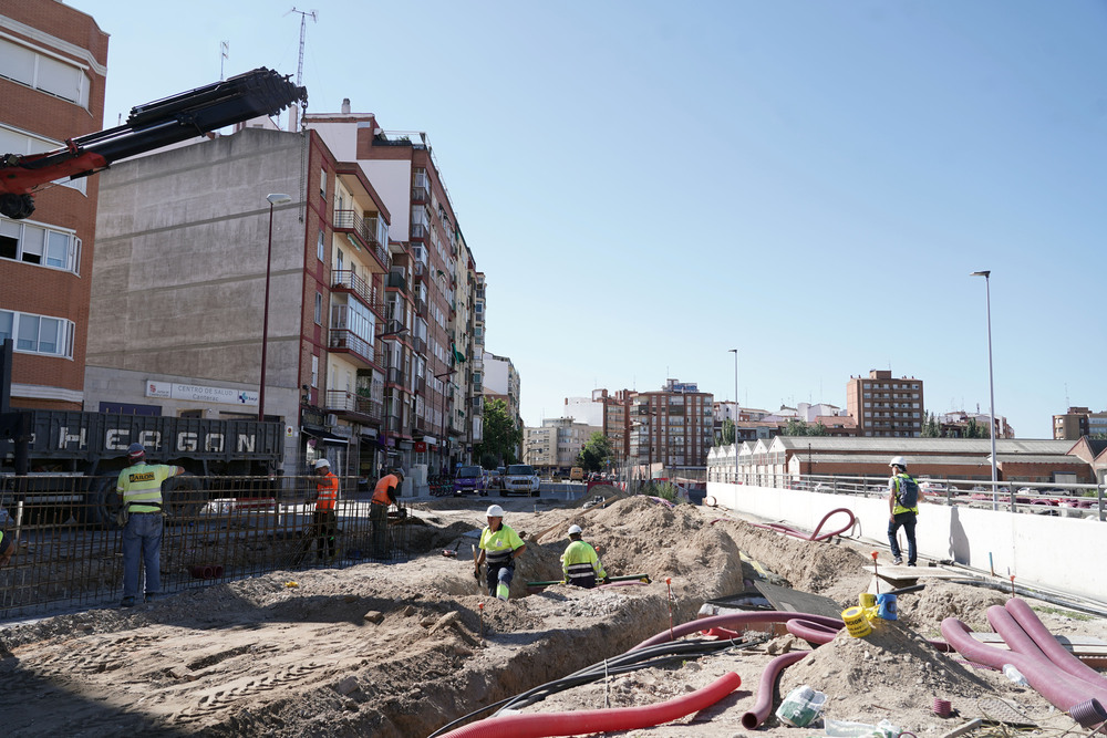 El Ayuntamiento de Valladolid informa sobre la puesta en servicio del paso peatonal de Panaderos y su plaza pública  / RUBÉN CACHO / ICAL