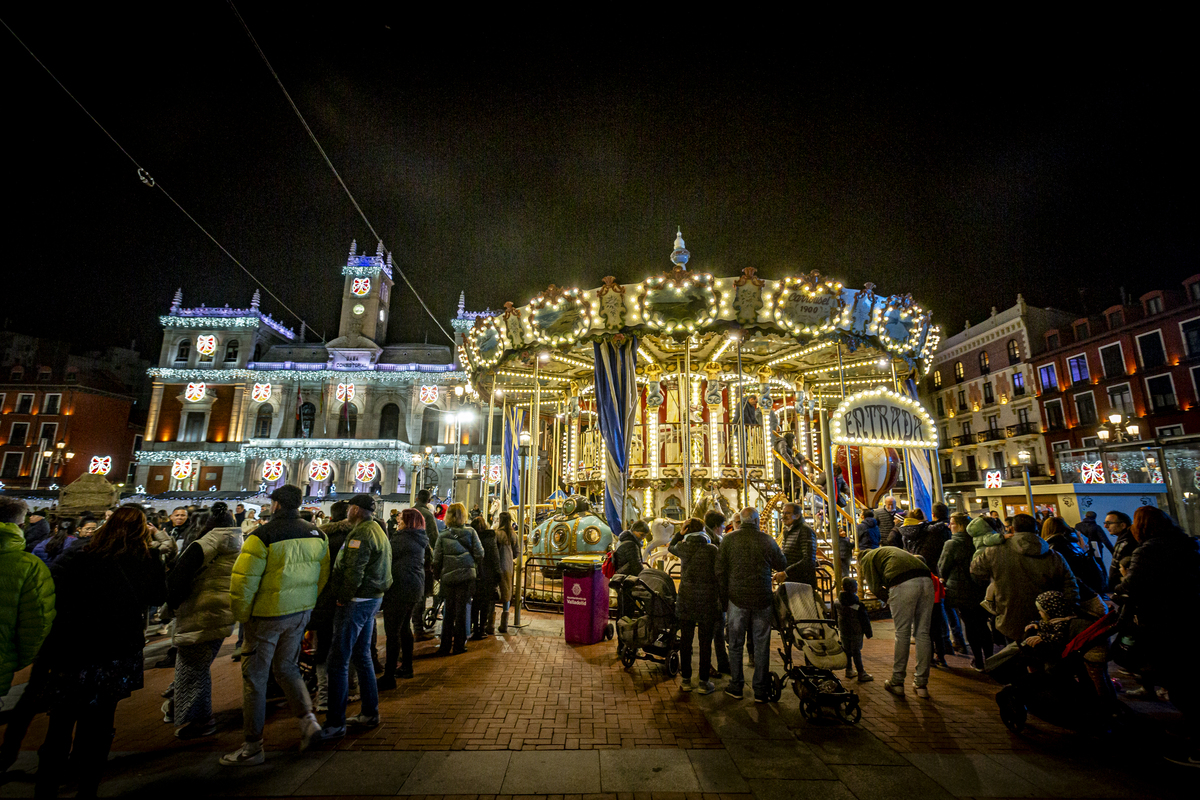 Encendido de las luces de Navidad.  / JONATHAN TAJES