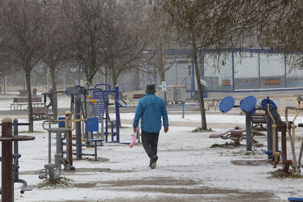 Nevada en Valladolid.  / J.T.