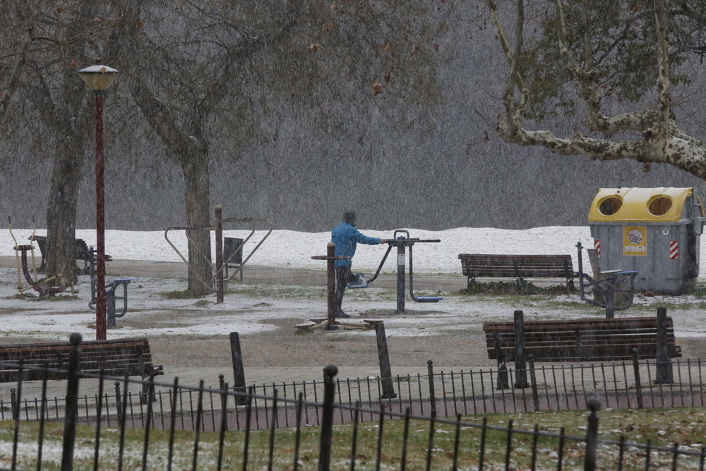 Nevada en Valladolid.  / J.T.