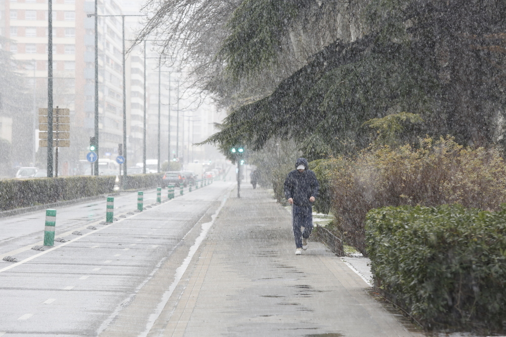 Nevada en Valladolid.  / J.T.