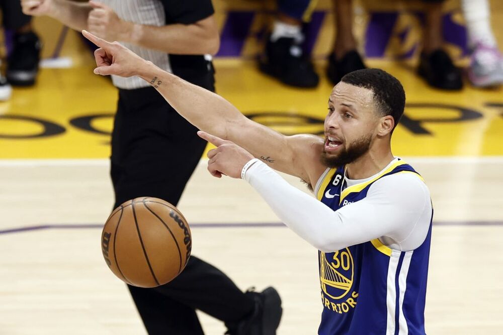 NBA Playoffs - Golden State Warriors at Los Angeles Lakers  / ETIENNE LAURENT