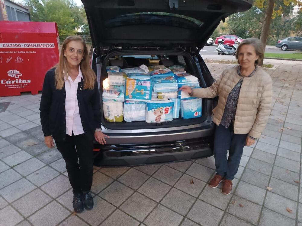 Lotes de pañales enviados por el Centro de Orientación Familiar de la Archidiócesis de Valladolid.