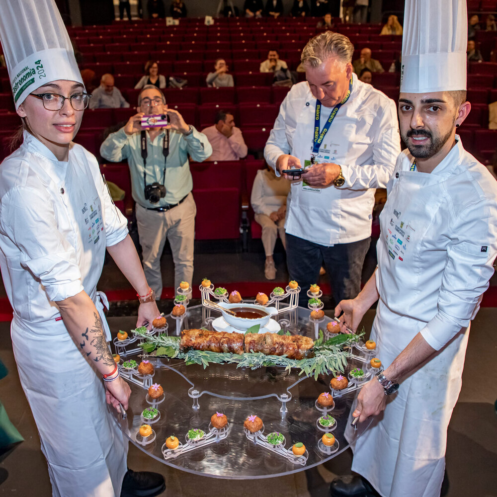 Víctor Talavera y Andrea San José se alzan con el Campeonato Nacional de cocina.