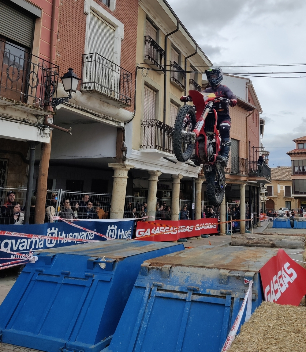 Éxito del Súper Enduro Urbano de Villalón