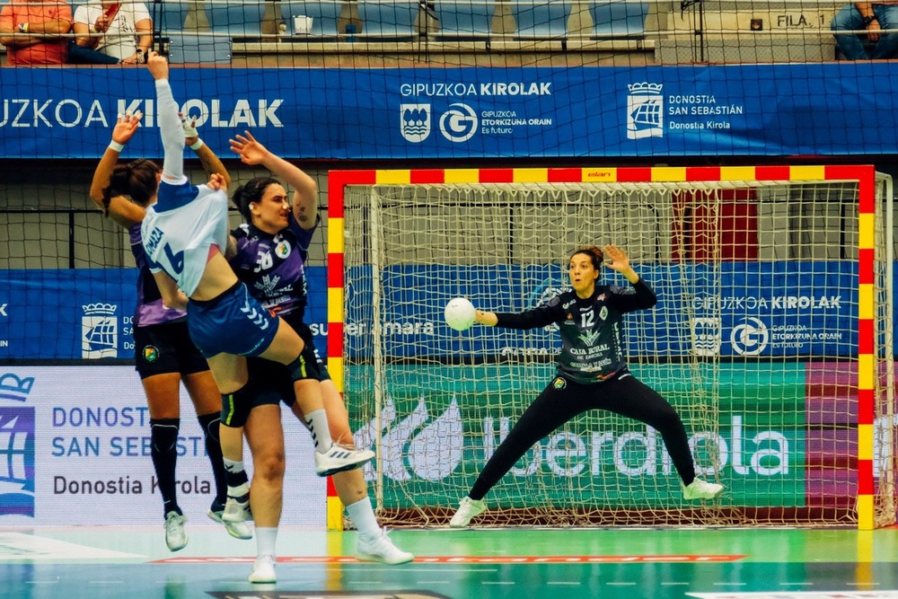 Caja Rural Aula Valladolid se planta en su tercera final de la Copa de la Reina tras ganar al KH-7 Bm Granollers.