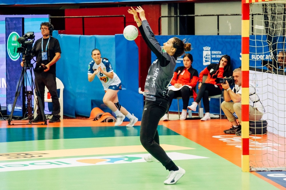 Caja Rural Aula Valladolid se planta en su tercera final de la Copa de la Reina tras ganar al KH-7 Bm Granollers.