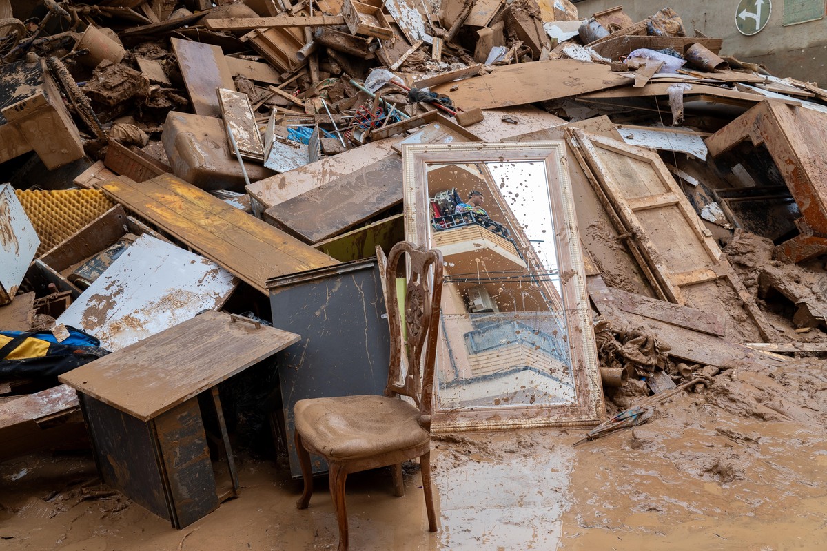 Una semana después, desolación en la zona cero  / EDUARDO MARGARETO / ICAL