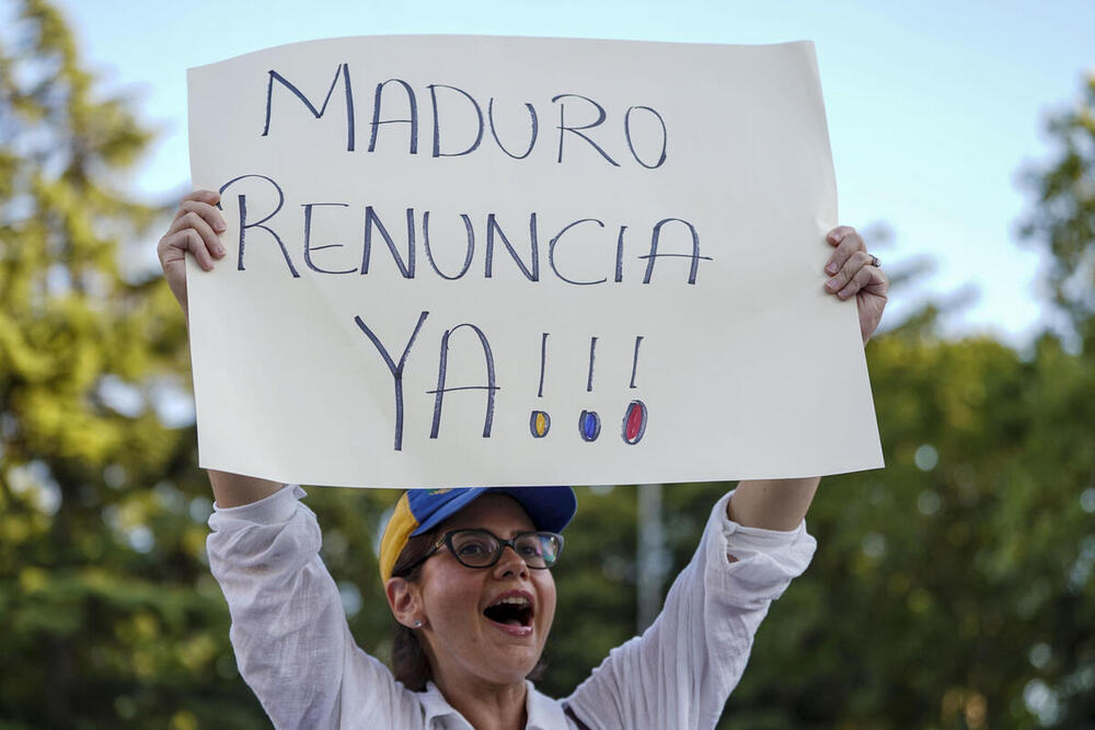 Venezolanos en Valladolid reivindican los 7.173.152 votos de González y denuncian 