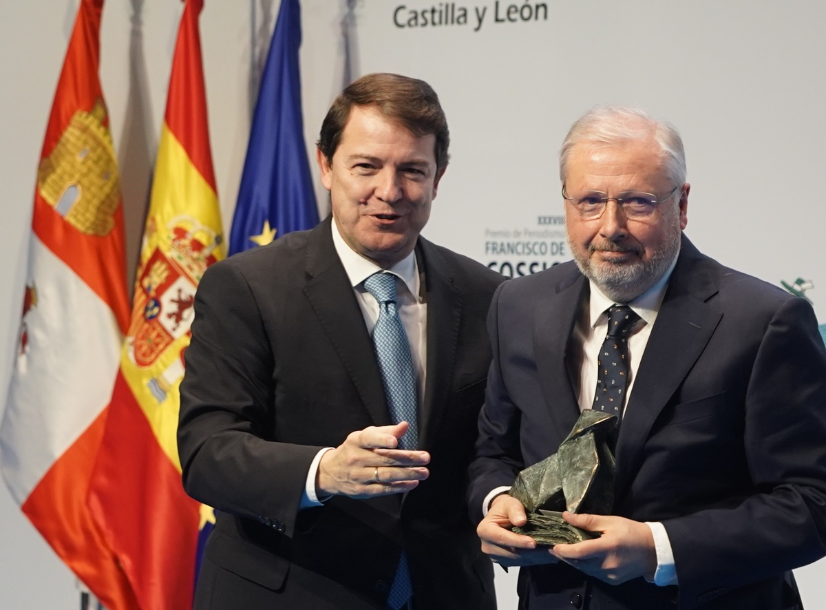 Entrega de los XXXVIII Premios de Periodismo 'Francisco de Cossío'  / RUBÉN CACHO / ICAL