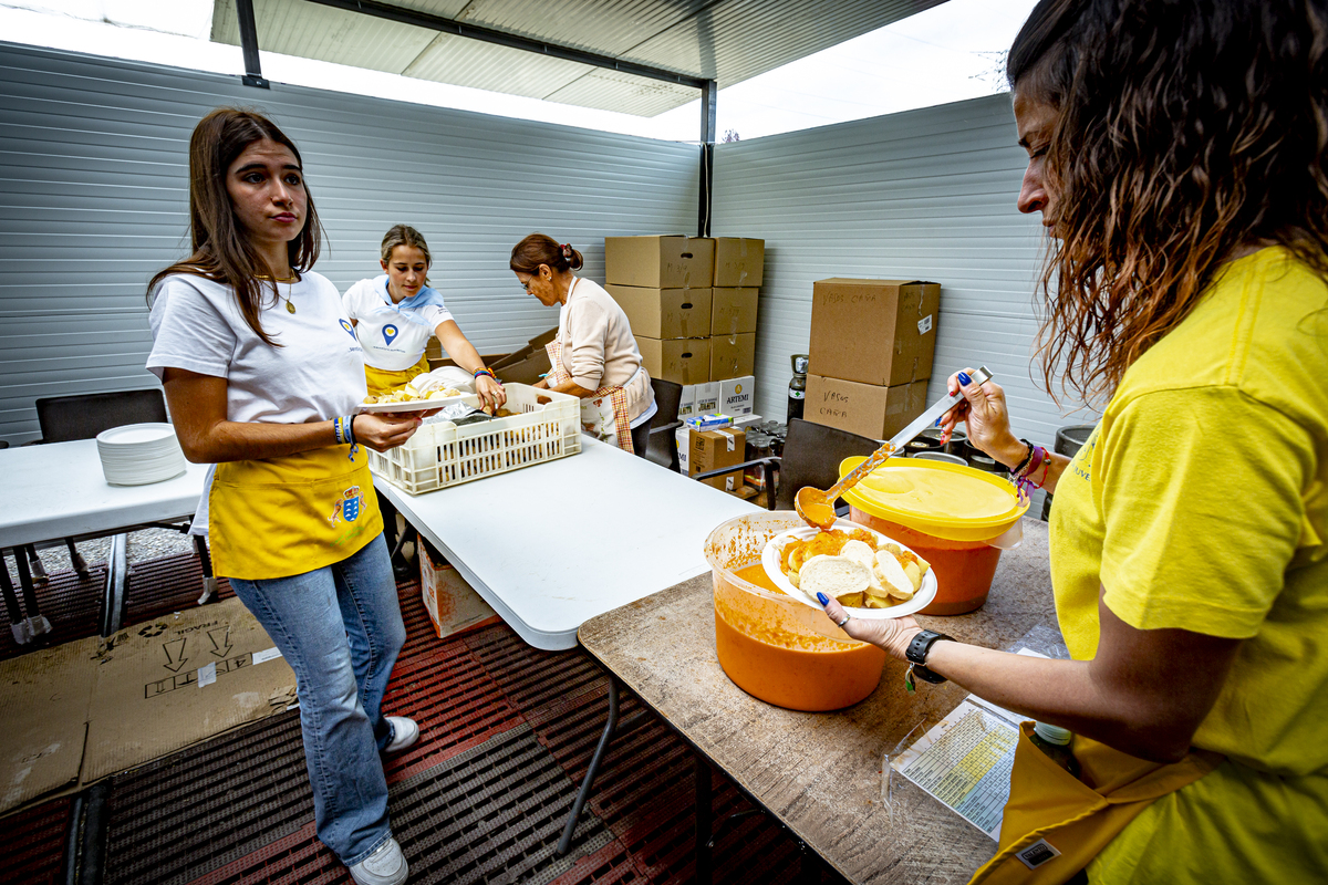 Las cocinas de la Feria de Gastronomía y Folklore  / JONATHAN TAJES