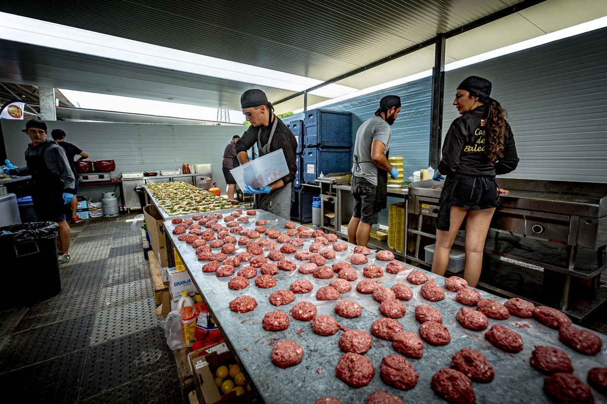 Las cocinas de la Feria de Gastronomía y Folklore  / JONATHAN TAJES