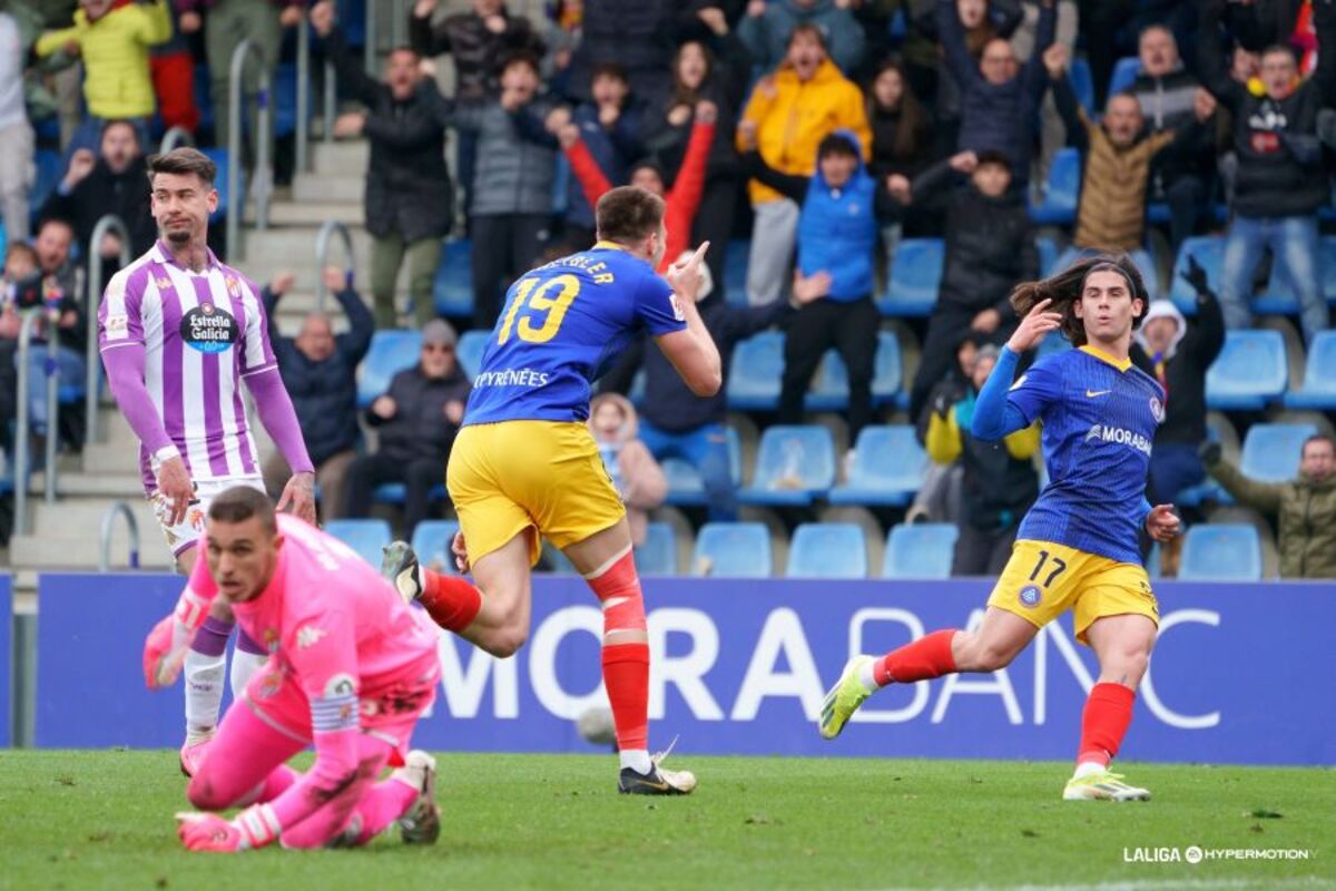 Imagen del Andorra-Real Valladolid.  / LALIGA