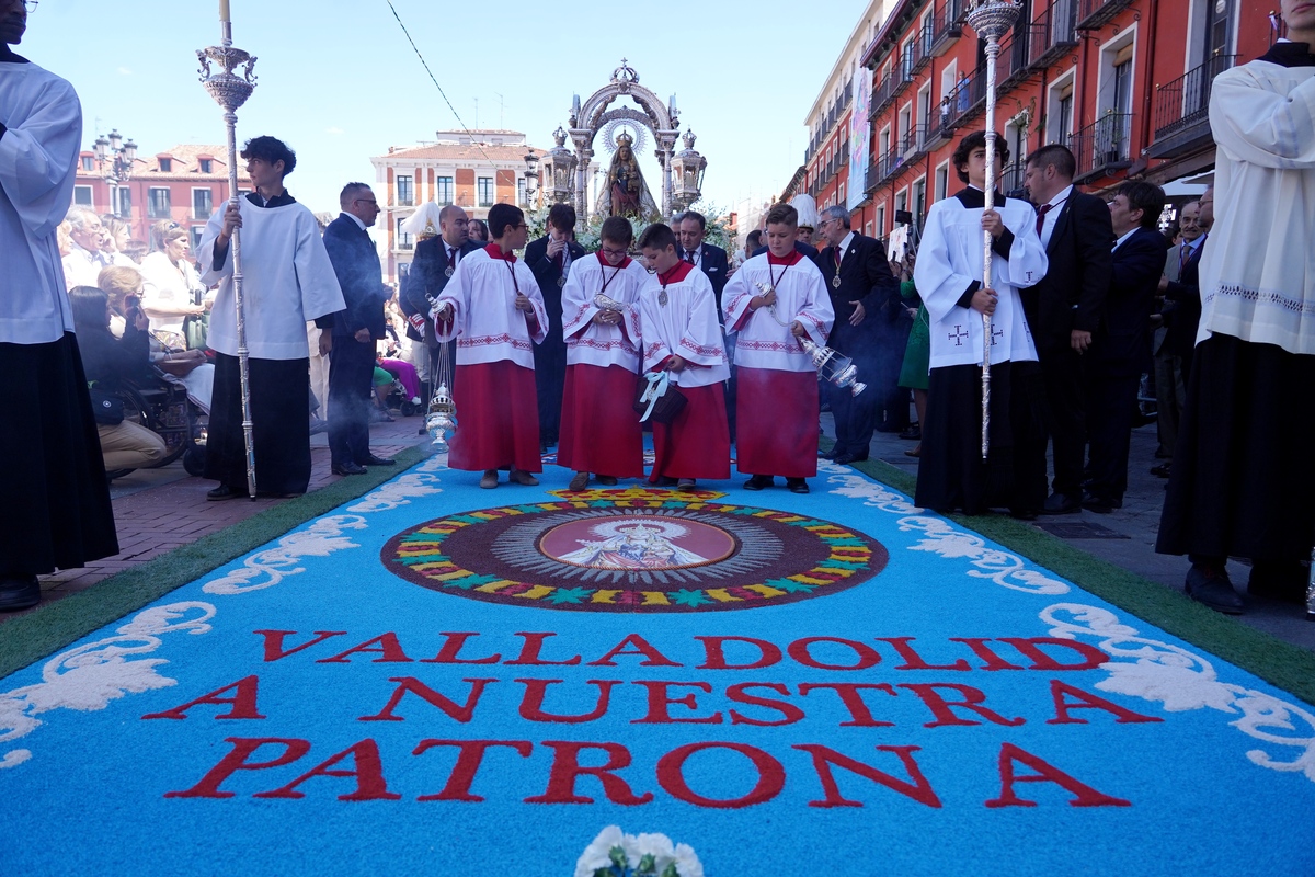 Procesión de Nuestra Señora de San Lorenzo.  / MIRIAM CHACÓN / ICAL