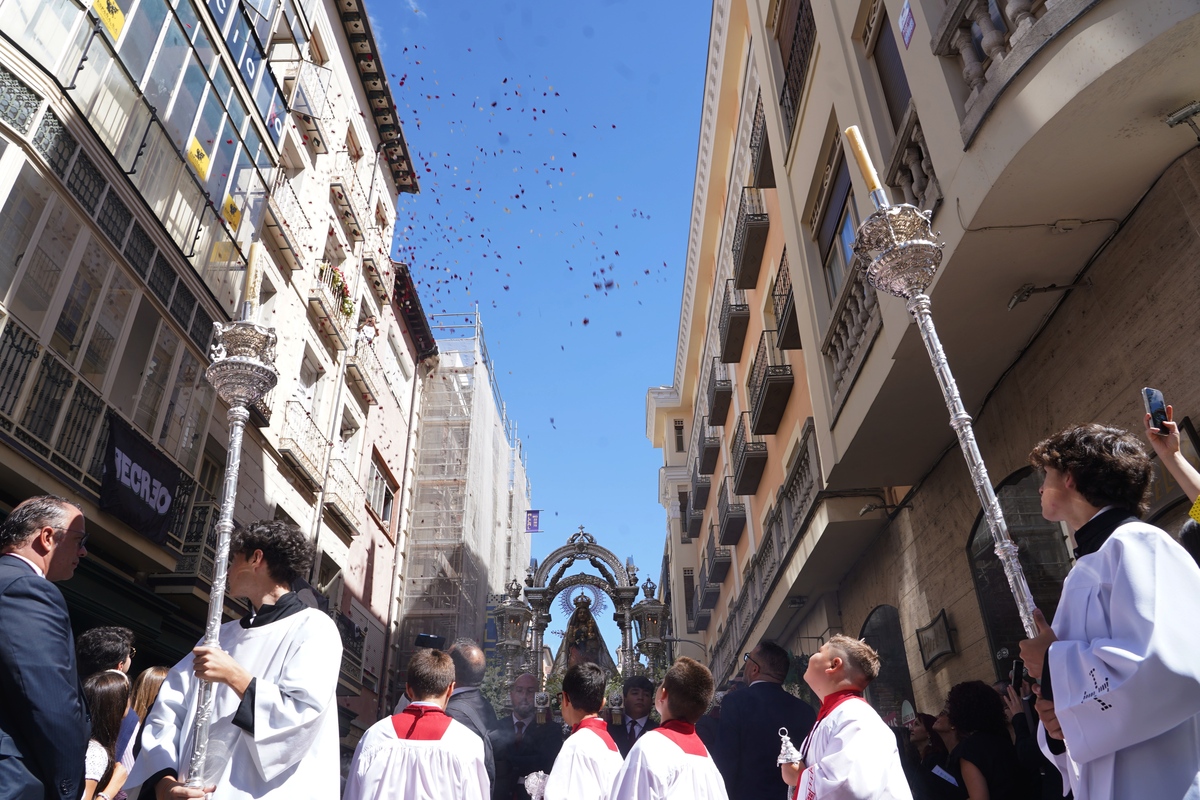 Procesión de Nuestra Señora de San Lorenzo.  / MIRIAM CHACÓN / ICAL