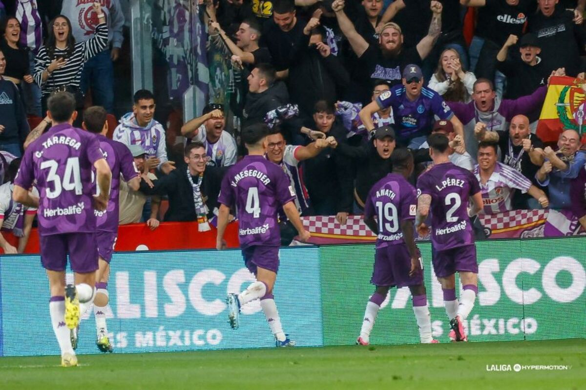 Imágenes del partido entre el Real Sporting y el Real Valladolid  / LALIGA