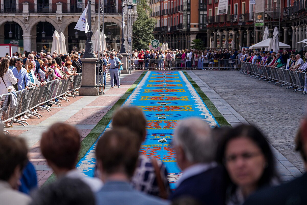 Procesión de Nuestra Señora de San Lorenzo.  / RUBÉN ORTEGA