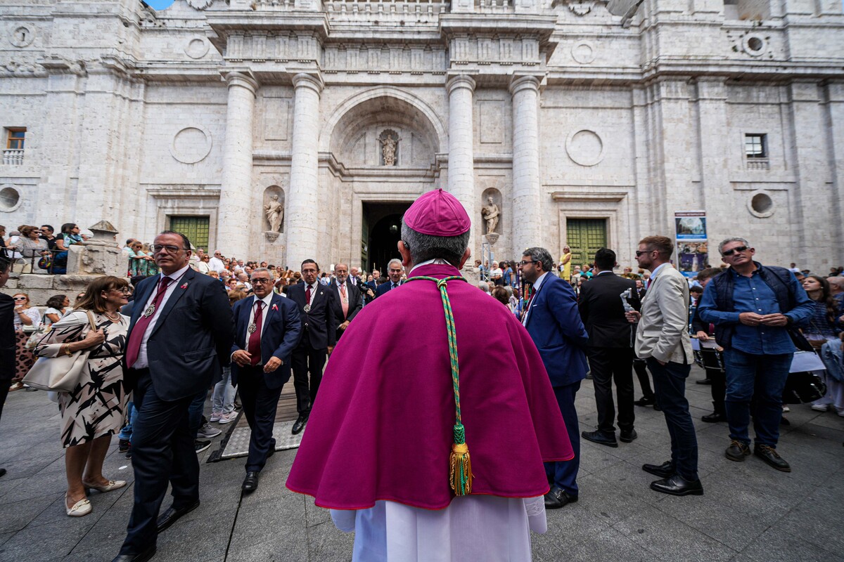 Procesión de Nuestra Señora de San Lorenzo.  / RUBÉN ORTEGA