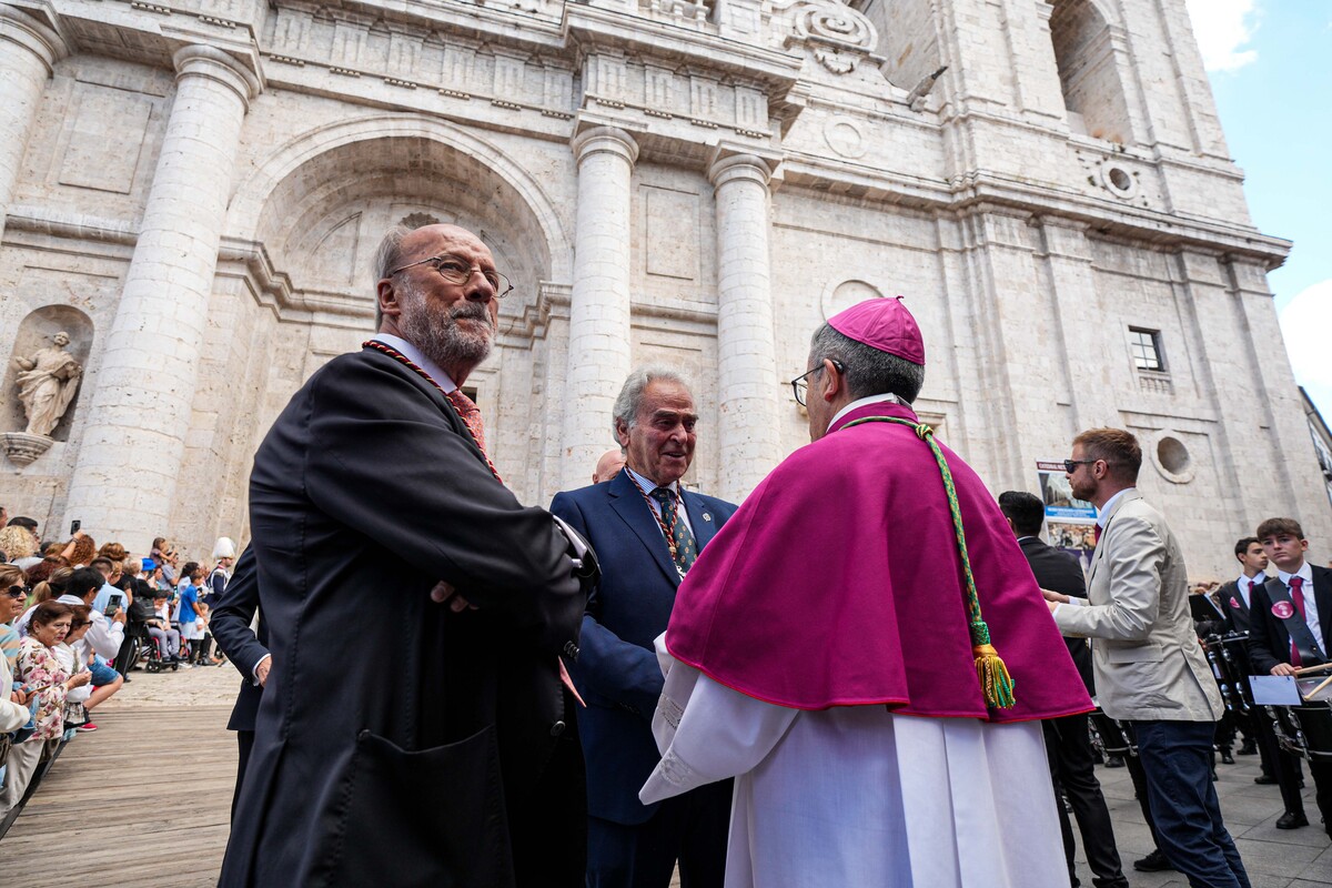 Procesión de Nuestra Señora de San Lorenzo.  / RUBÉN ORTEGA