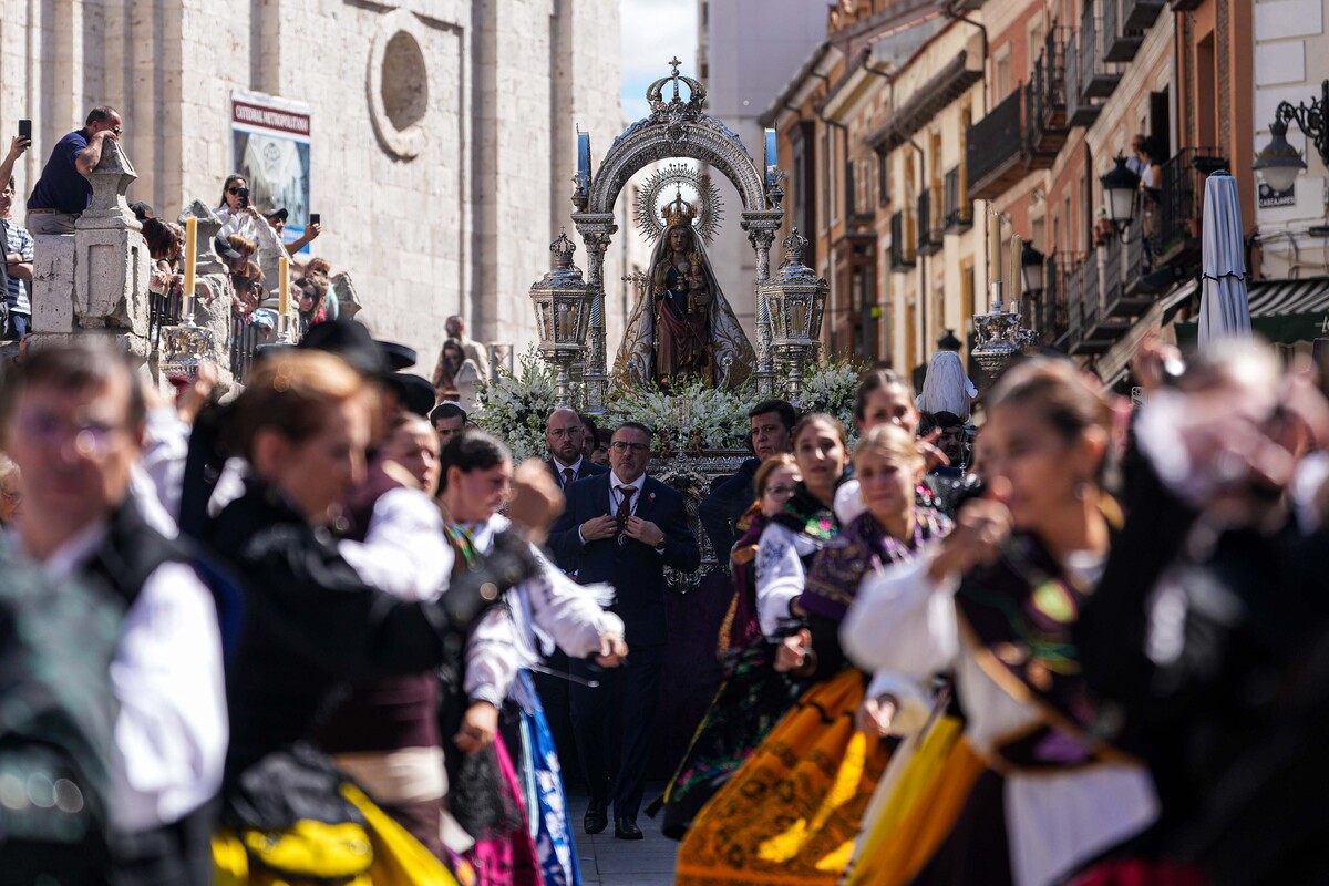 Procesión de Nuestra Señora de San Lorenzo.  / RUBÉN ORTEGA