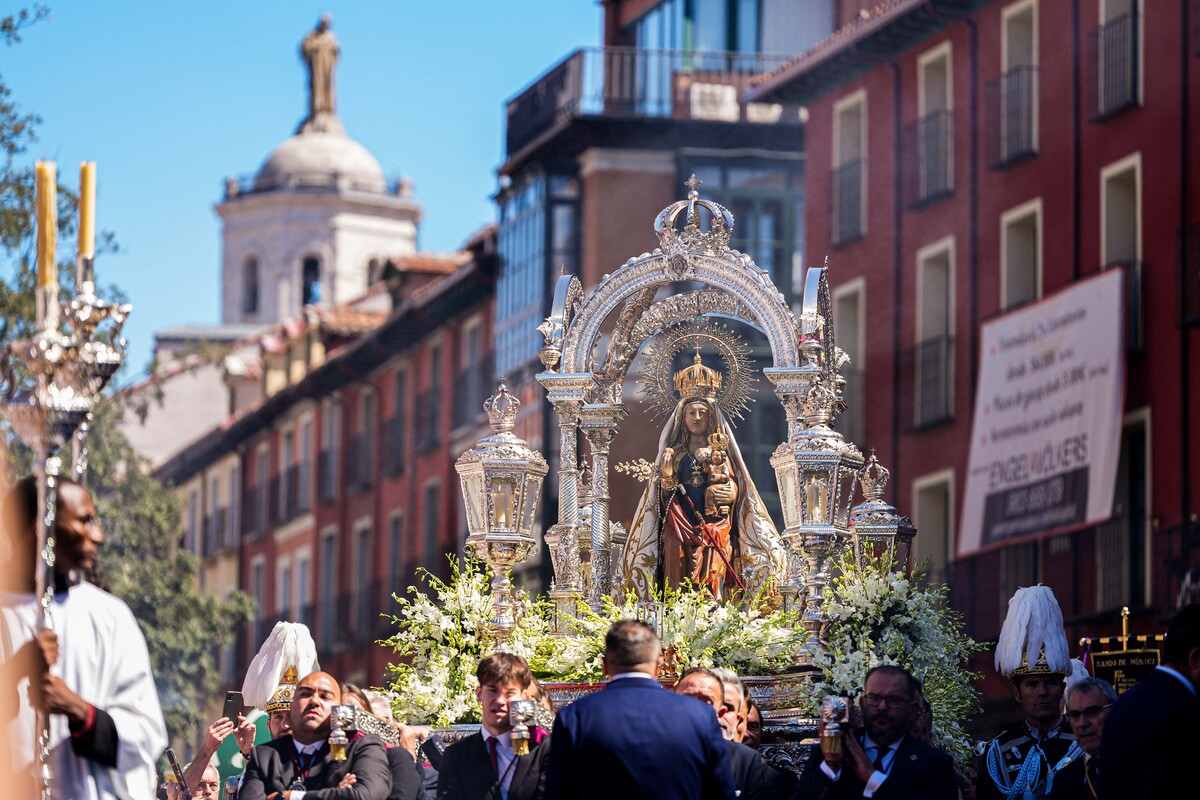 Procesión de Nuestra Señora de San Lorenzo.  / RUBÉN ORTEGA