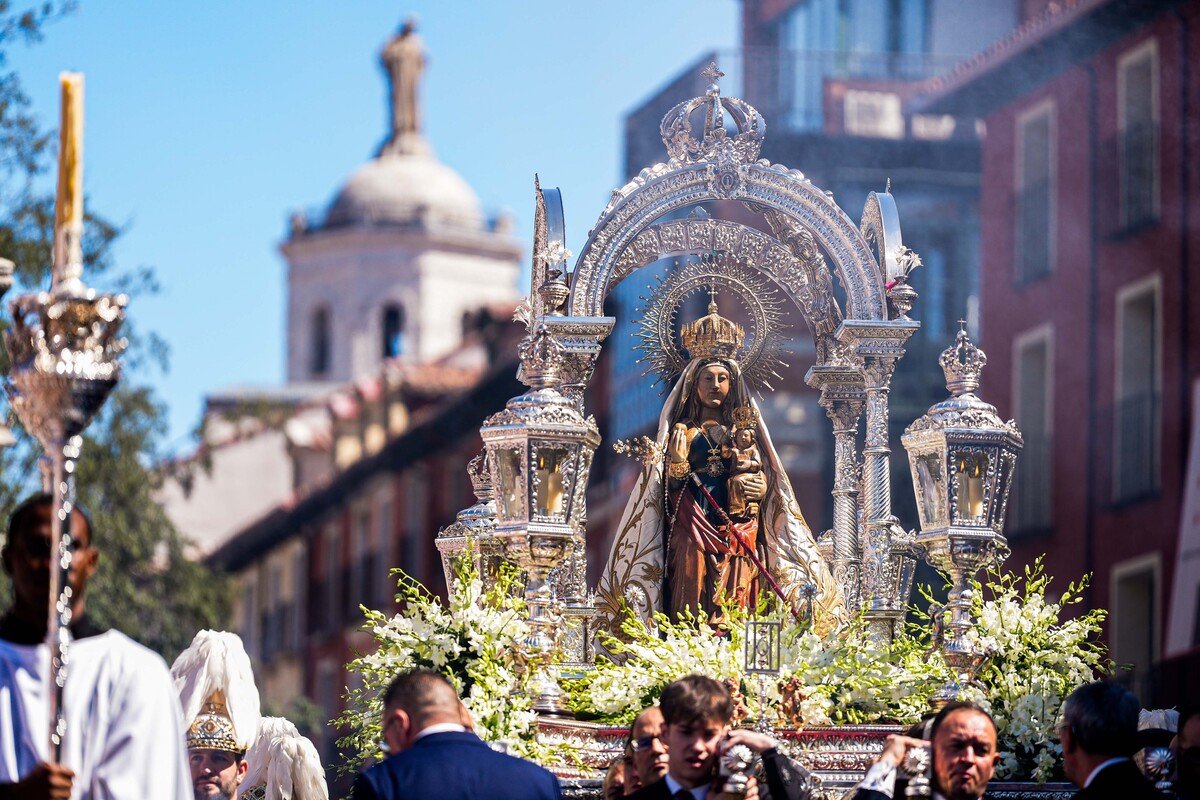 Procesión de Nuestra Señora de San Lorenzo.  / RUBÉN ORTEGA