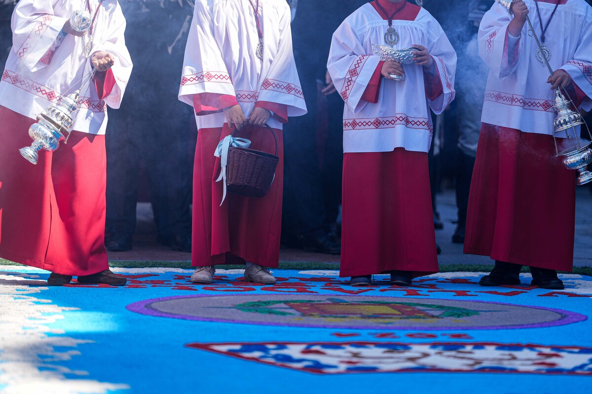 Procesión de Nuestra Señora de San Lorenzo.  / RUBÉN ORTEGA