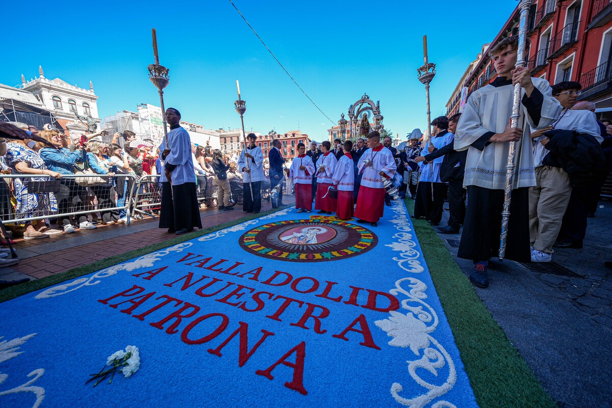 Procesión de Nuestra Señora de San Lorenzo.  / RUBÉN ORTEGA