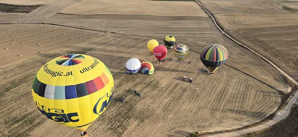 Oscar Portillo y Diego Criado comparten el Open de Aerostación