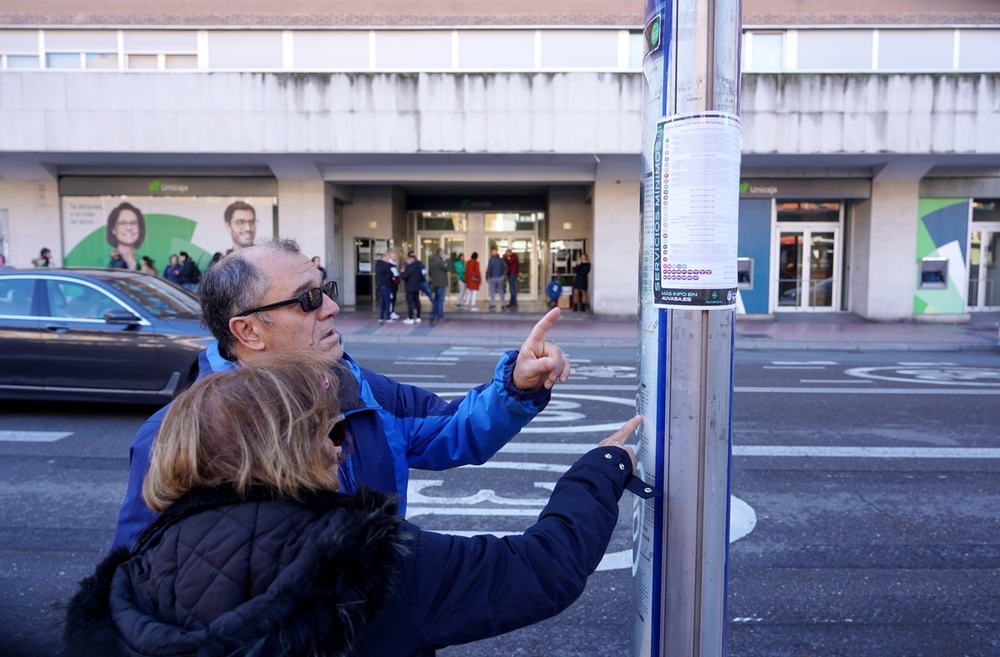 Imágenes de este lunes 28 del seguimiento de la huelga por parte de los conductores de Auvasa. 