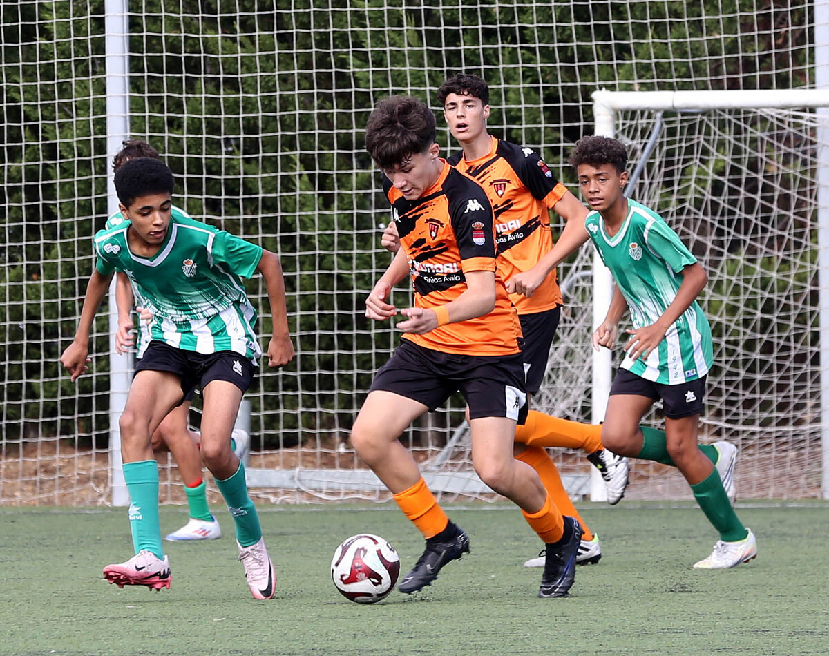 Final de las competiciones por las fiestas de la Virgen de San Lorenzo.  / FUNDACIÓN MUNICIPAL DE DEPORTES