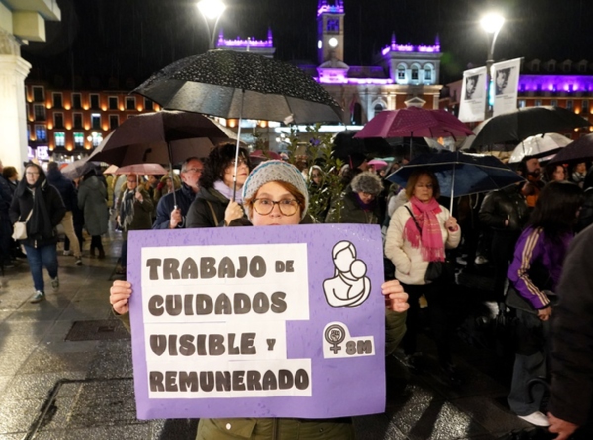 Manifestación del 8M en Valladolid  / ICAL