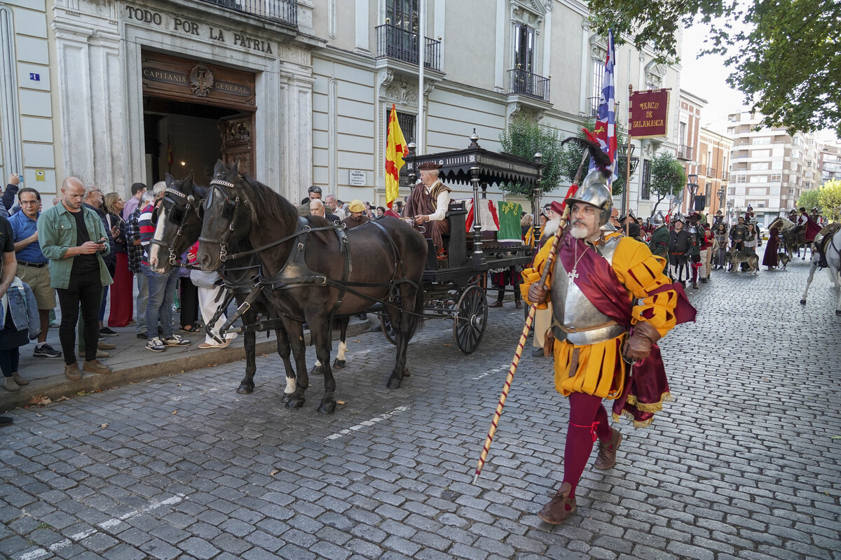 Las calles de Valladolid recrean el funeral dedel príncipe irlandés ‘Red’ Hugh O'Donnell.  / ICAL