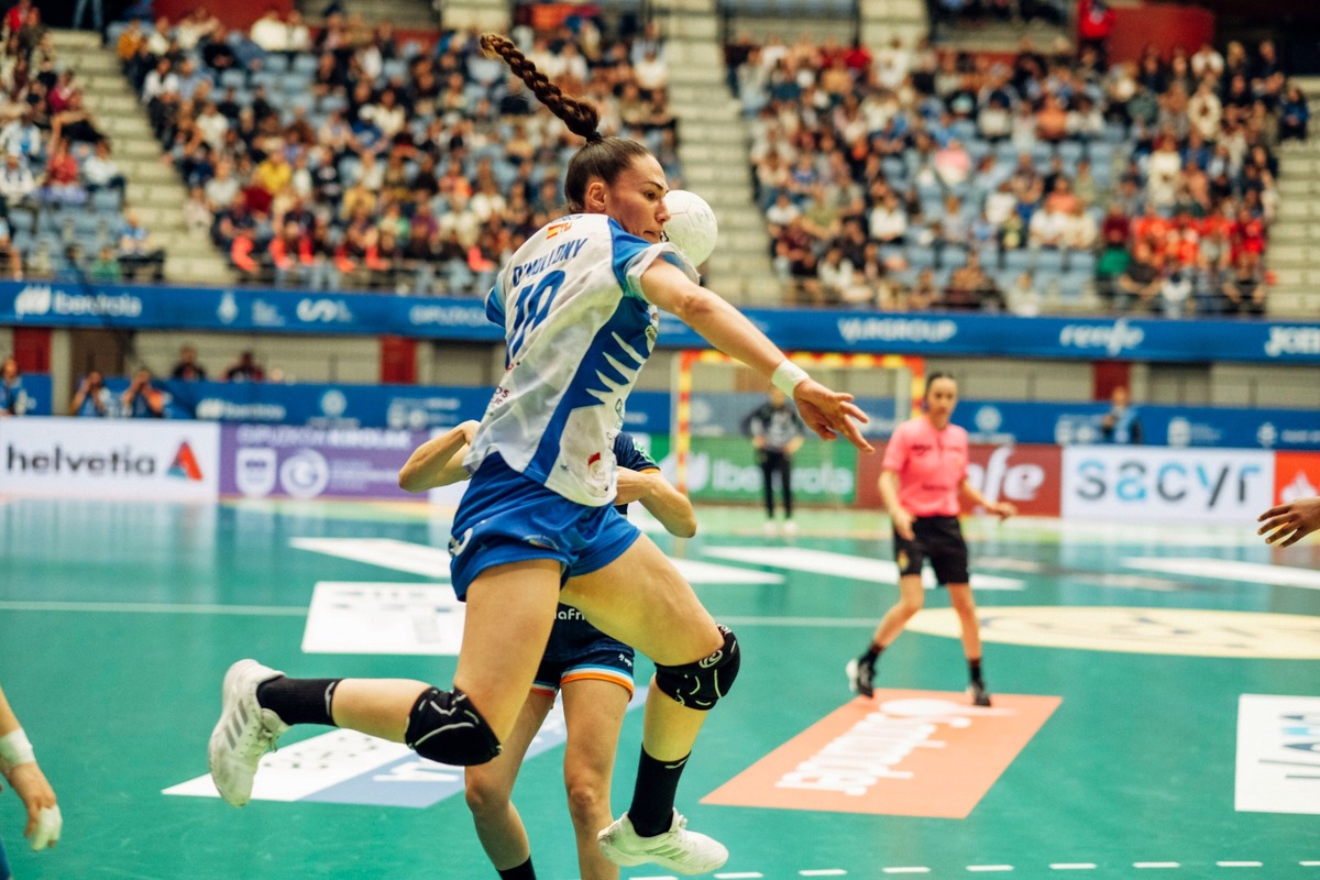 Aula Valladolid sin opciones ante el Bera Bera en la Copa de la Reina.  / El Día de Valladolid