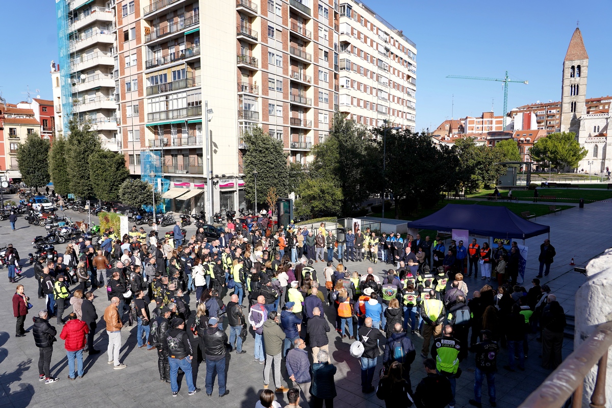 Acto en Valladolid por el Día Mundial en Recuerdo de las Víctimas de Accidentes de Tráfico.