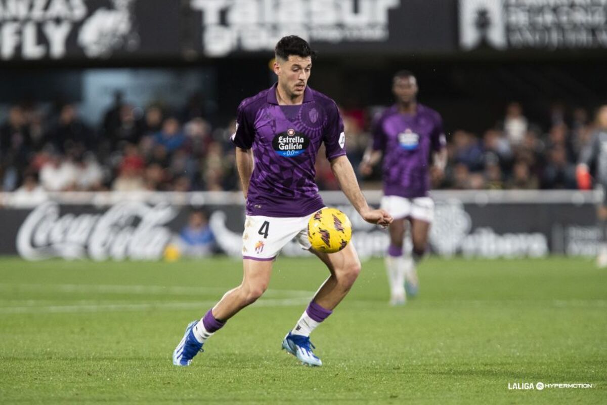 Partido entre el Cartagena y el Real Valladolid.  / LALIGA