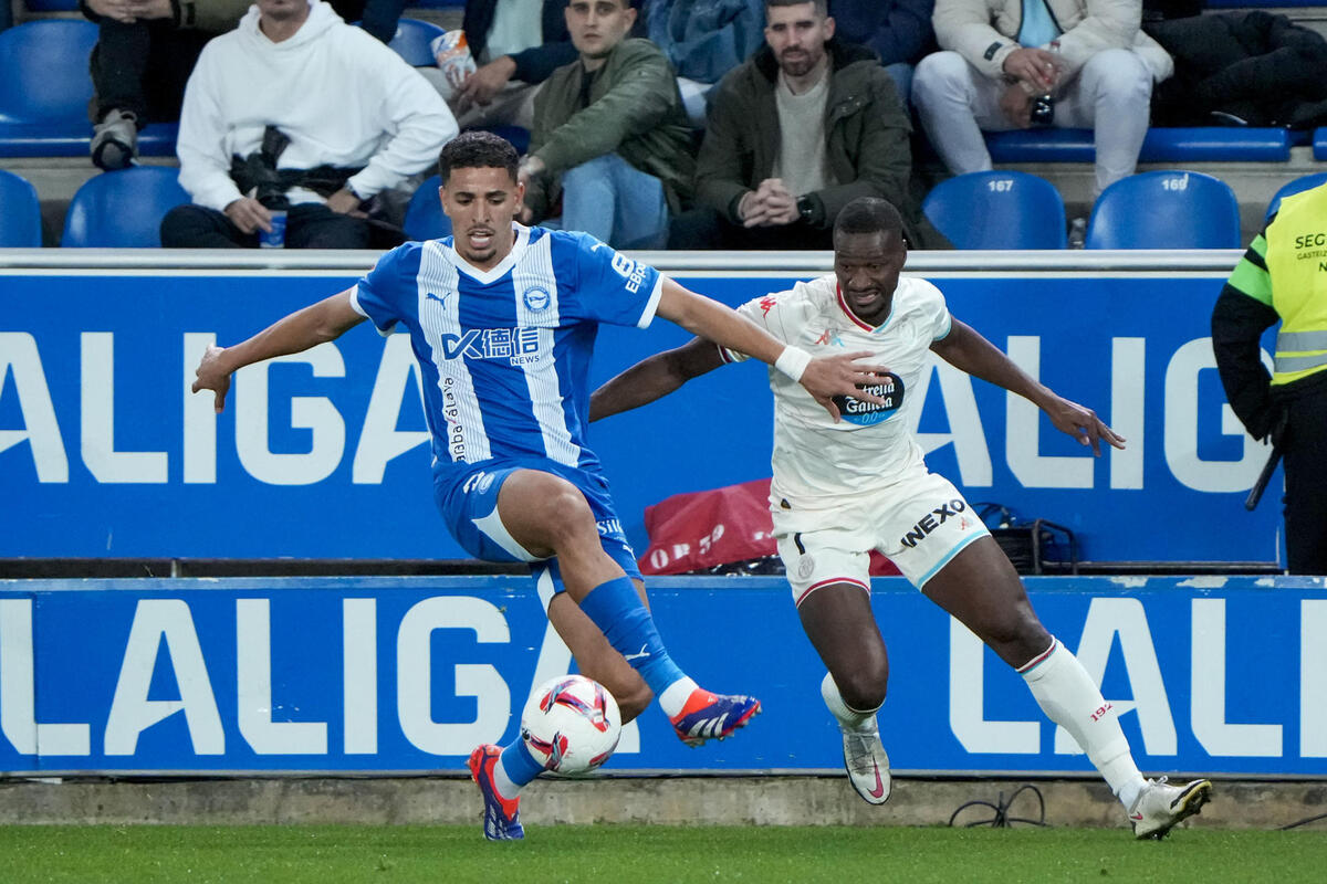 Imágenes del Alavés-Real Valladolid.  / ADRIAN RUIZ HIERRO