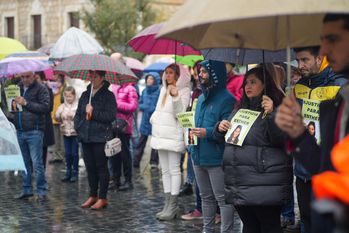 Traspinedo exige justicia para Esther López dos años después de su desaparición y muerte.   / EFE/ R. GARCÍA