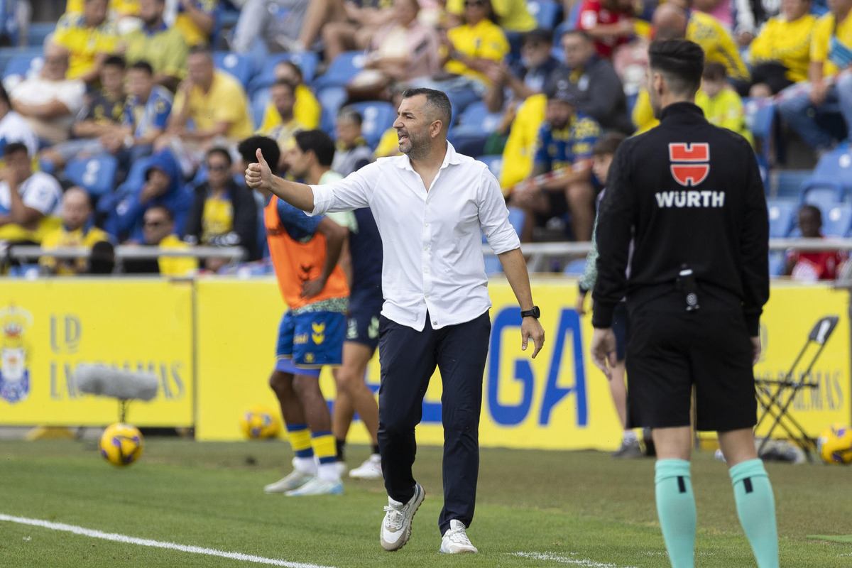 Imagen del UD Las Palmas-Real Valladolid.  / EFE