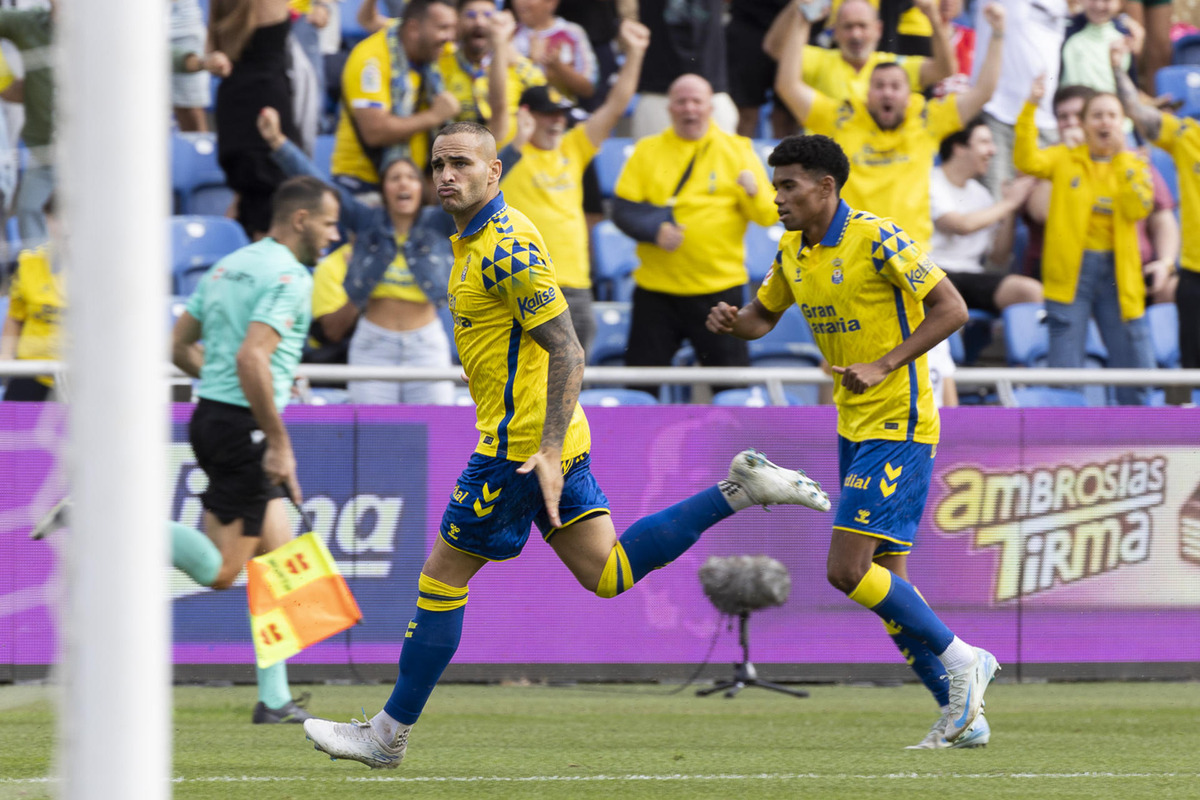 Imagen del UD Las Palmas-Real Valladolid.  / EFE