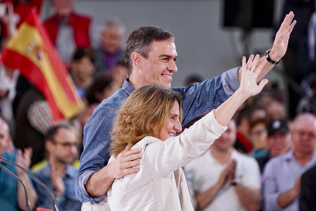 Acto del PSOE por las elecciones europeas en Valladolid.  / EFE