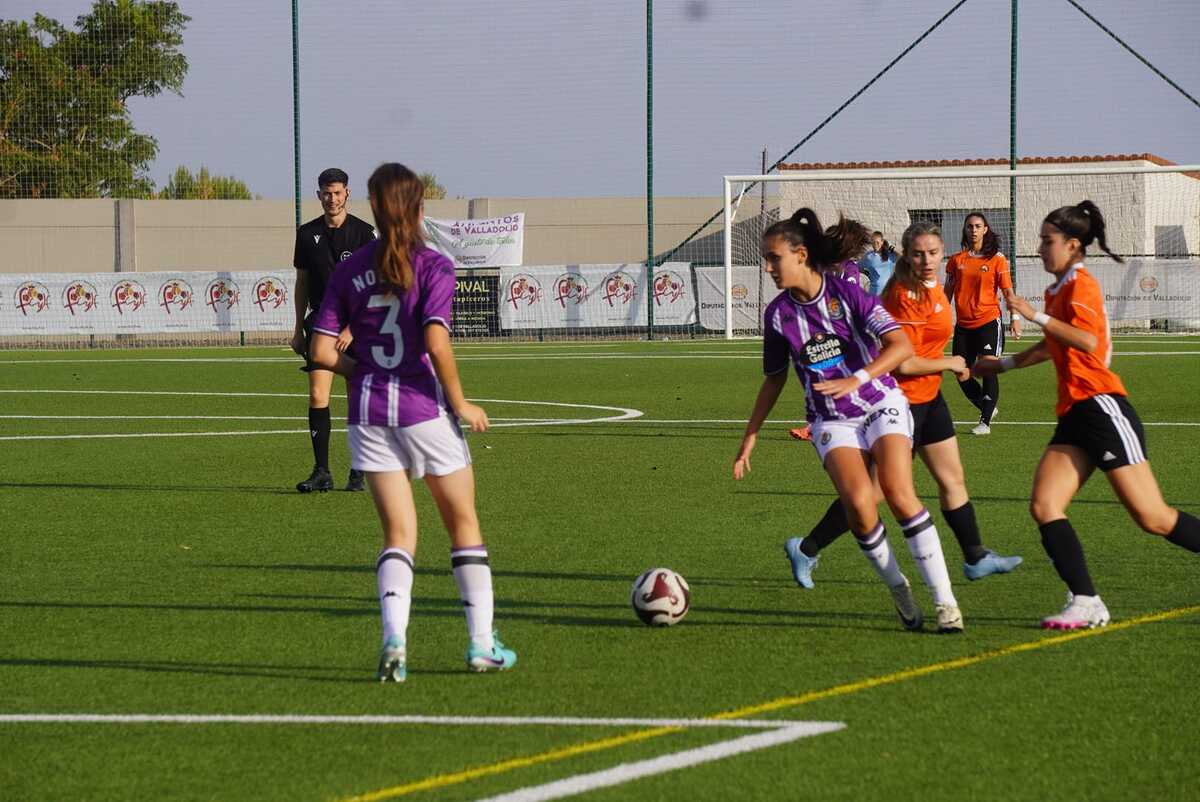 Final del IV Trofeo Diputación de fútbol femenino en Villanubla.  / El Día de Valladolid