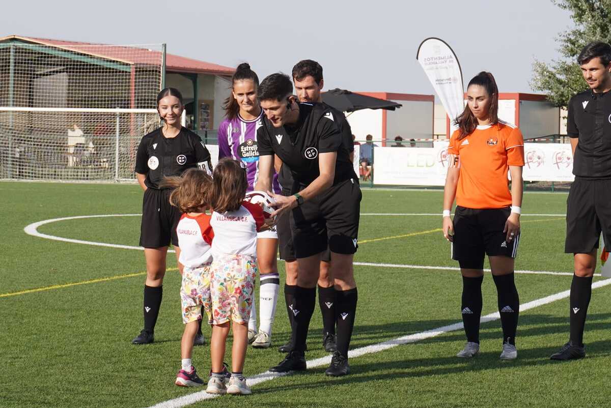 Final del IV Trofeo Diputación de fútbol femenino en Villanubla.  / El Día de Valladolid