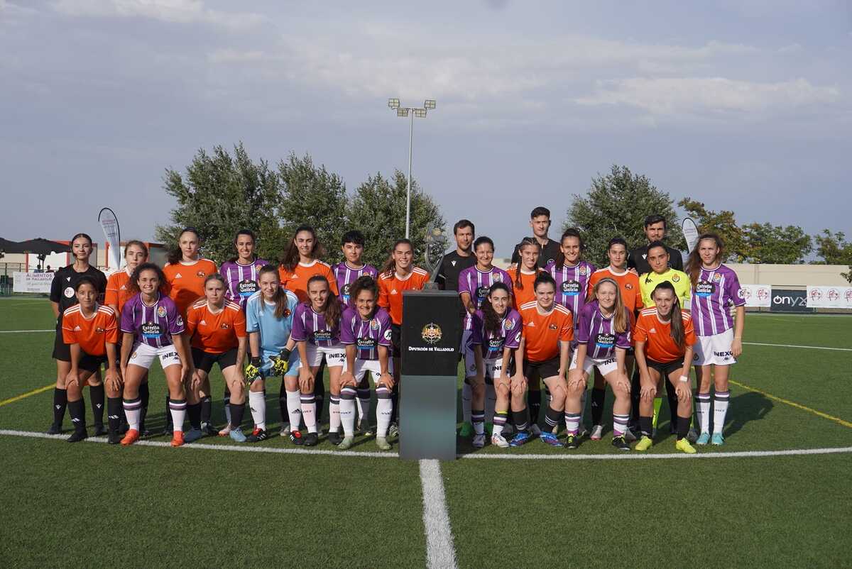 Final del IV Trofeo Diputación de fútbol femenino en Villanubla.  / El Día de Valladolid