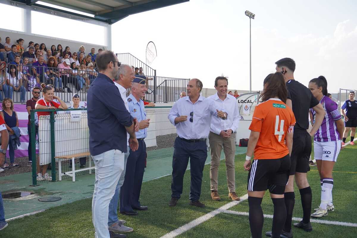 Final del IV Trofeo Diputación de fútbol femenino en Villanubla.  / El Día de Valladolid