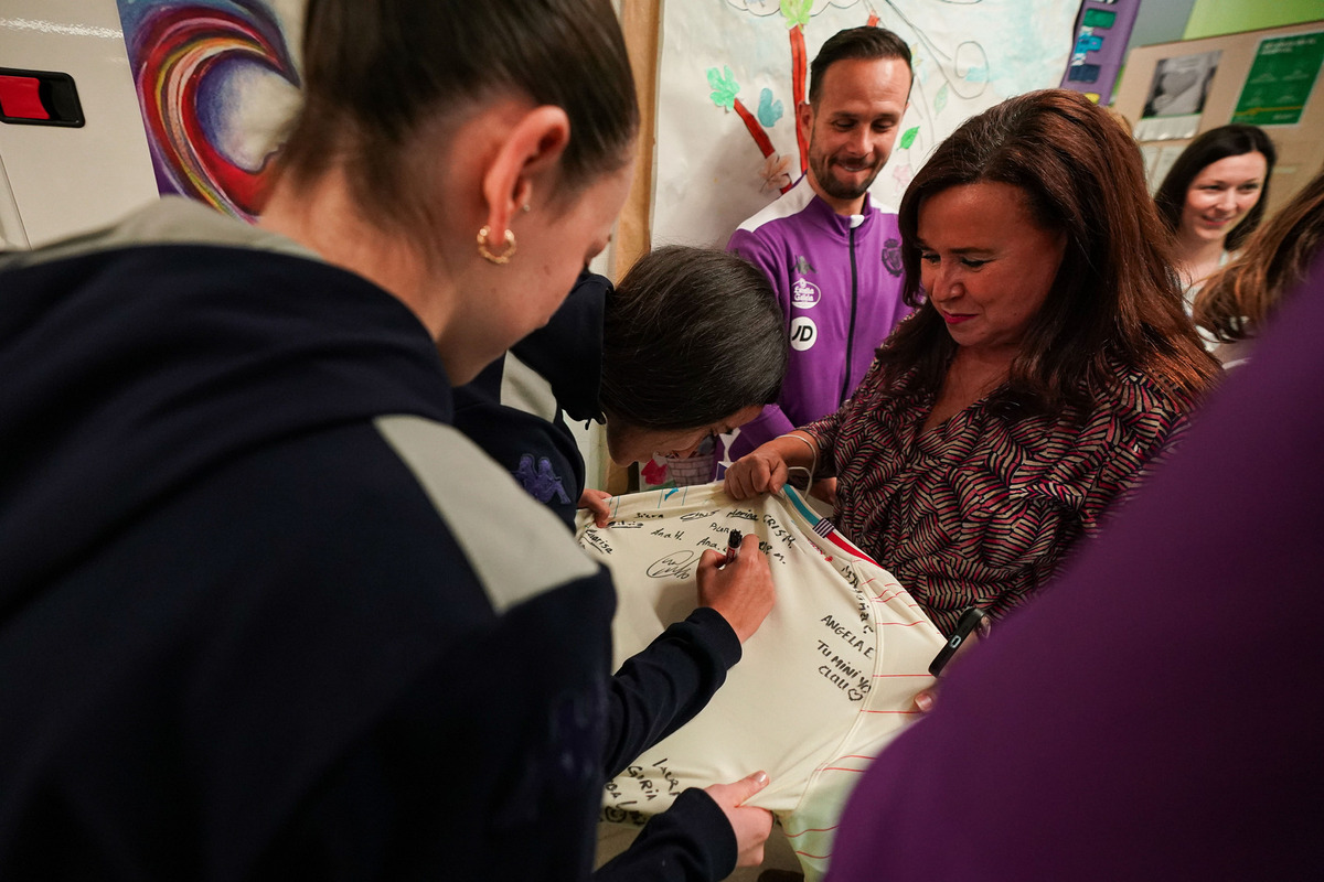 Visita del Real Valladolid a los hospitales de la ciudad.  / REALVALLADOLID.ES