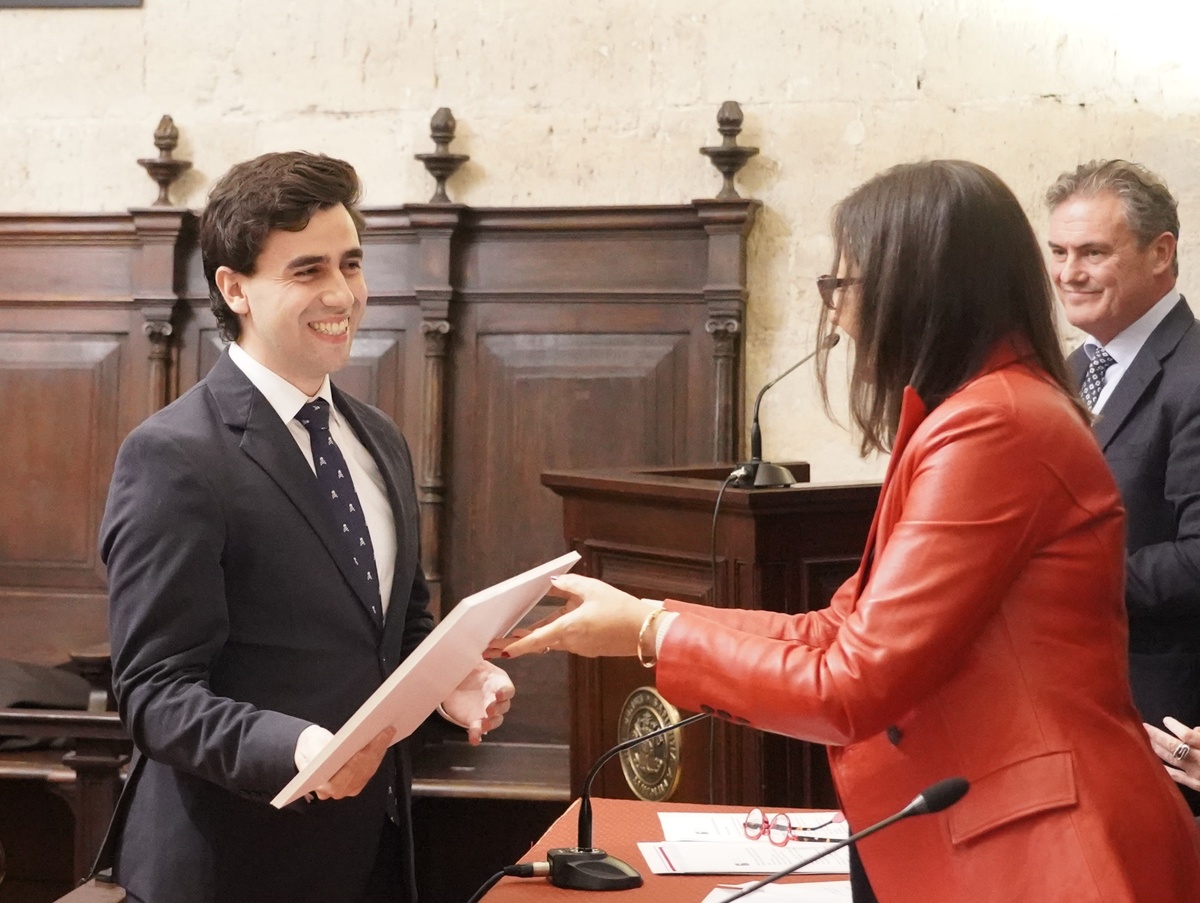 Entrega de los XIII Premios al Compromiso Universitario  / RUBÉN CACHO (ICAL)